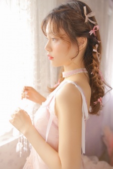 丰满的女学生在线观看